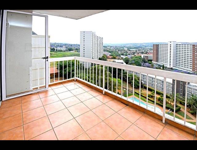 3 BEDROOM APARTMENT FOR SALE IN BEDFORD GARDENS